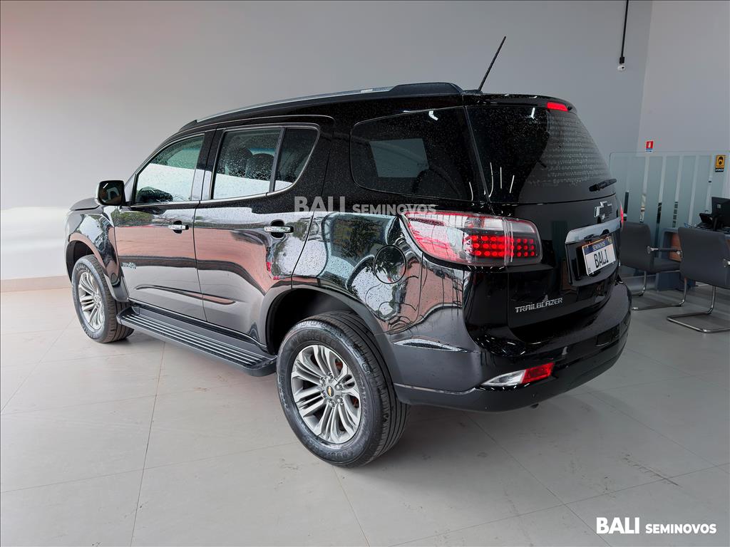 TRAILBLAZER 2.8 16V TURBO DIESEL HIGH COUNTRY 7L 4X4 AUTOMÁTICO5