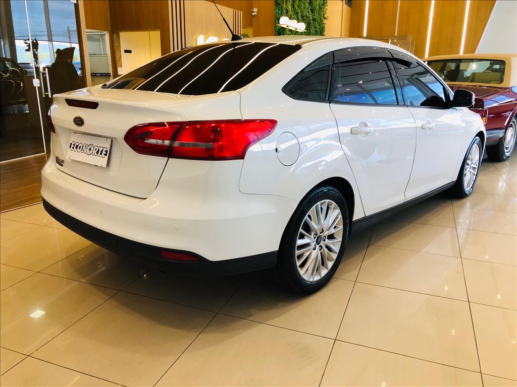 FOCUS 2.0 SE FASTBACK 16V FLEX 4P POWERSHIFT3