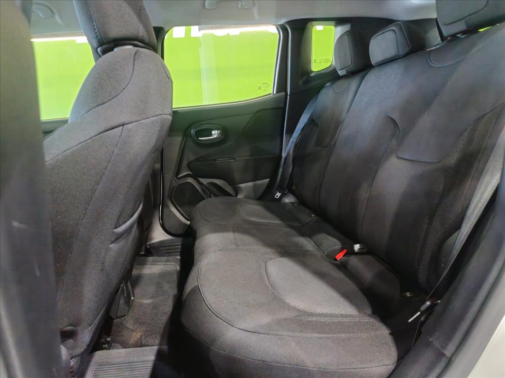 RENEGADE 1.8 16V FLEX SPORT 4P AUTOMÁTICO5