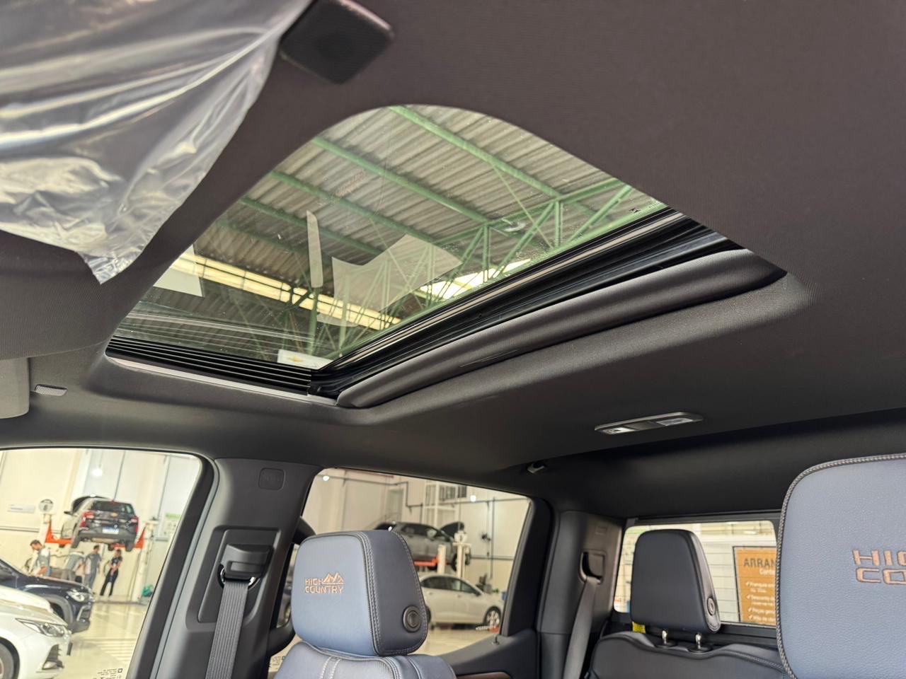 SILVERADO 5.3 V8 GASOLINA 1500 HIGH COUNTRY 4X4 AUTOMÁTICO8