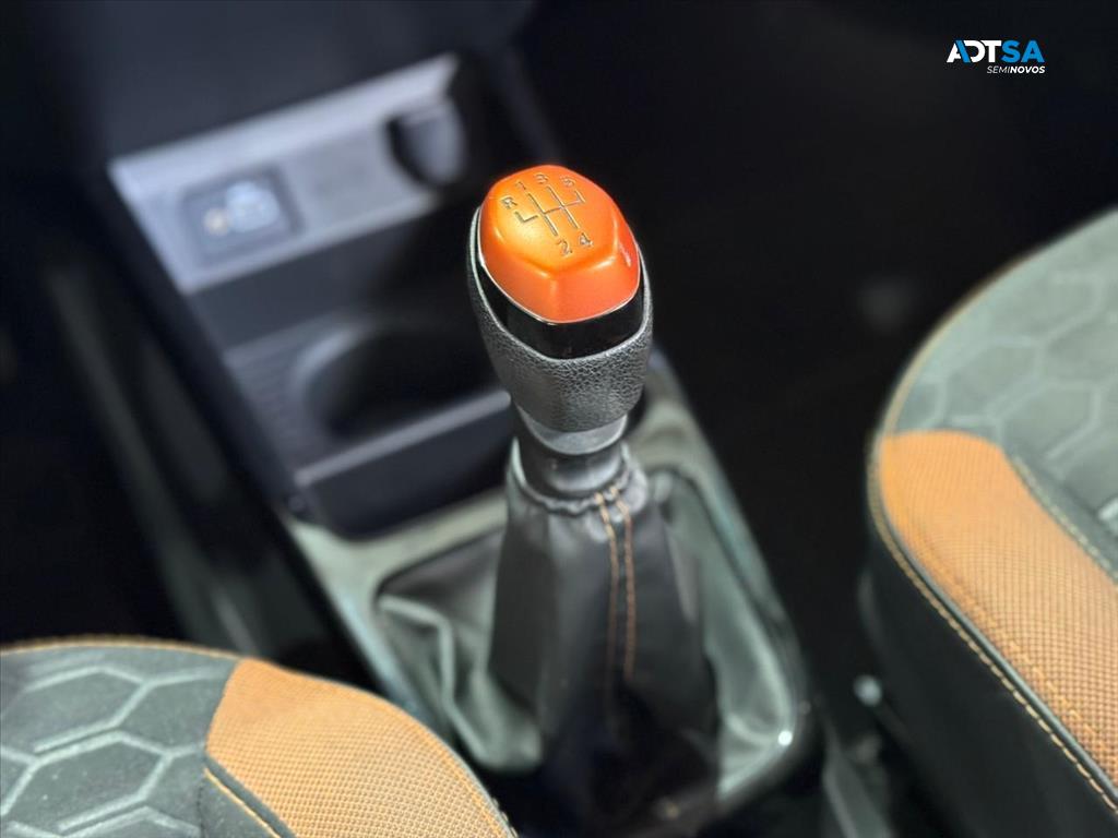 RENAULT KWID 1.0 12V SCE FLEX OUTSIDER MANUAL