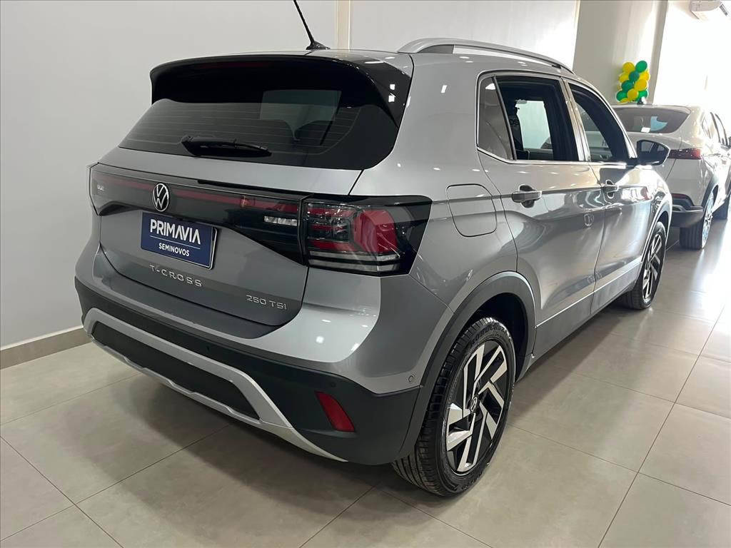T-CROSS 1.4 250 TSI TOTAL FLEX HIGHLINE AUTOMÁTICO2