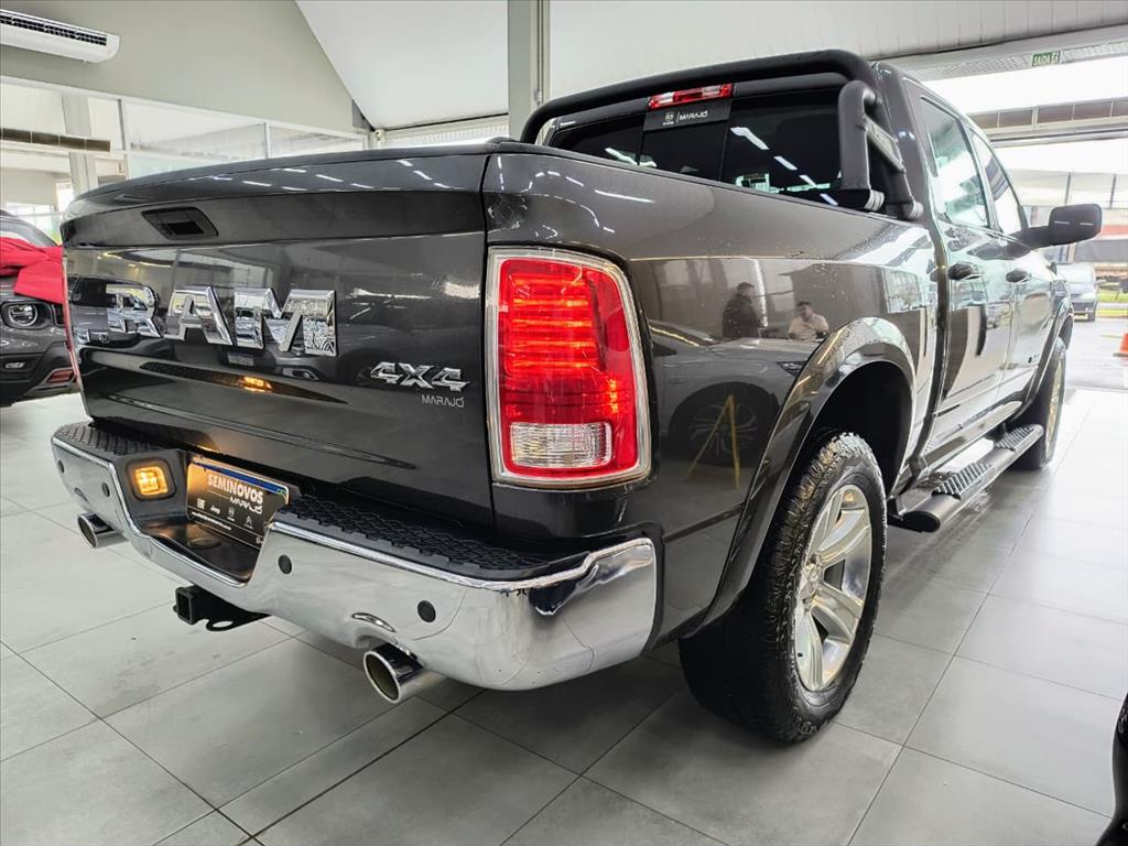CLASSIC 5.7 V8 GASOLINA LARAMIE CD 4X4 AUTOMÁTICO10