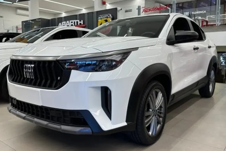 FASTBACK 1.0 TURBO 200 FLEX CVT