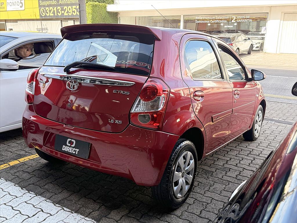 Toyota Etios - 1.5 XS 16V FLEX 4P MANUAL