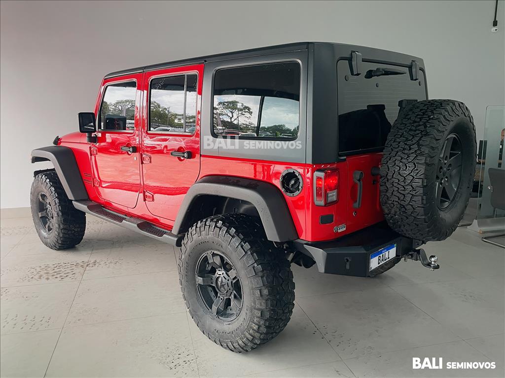 WRANGLER 3.6 UNLIMITED SPORT 4X4 V6 GASOLINA 4P AUTOMÁTICO5