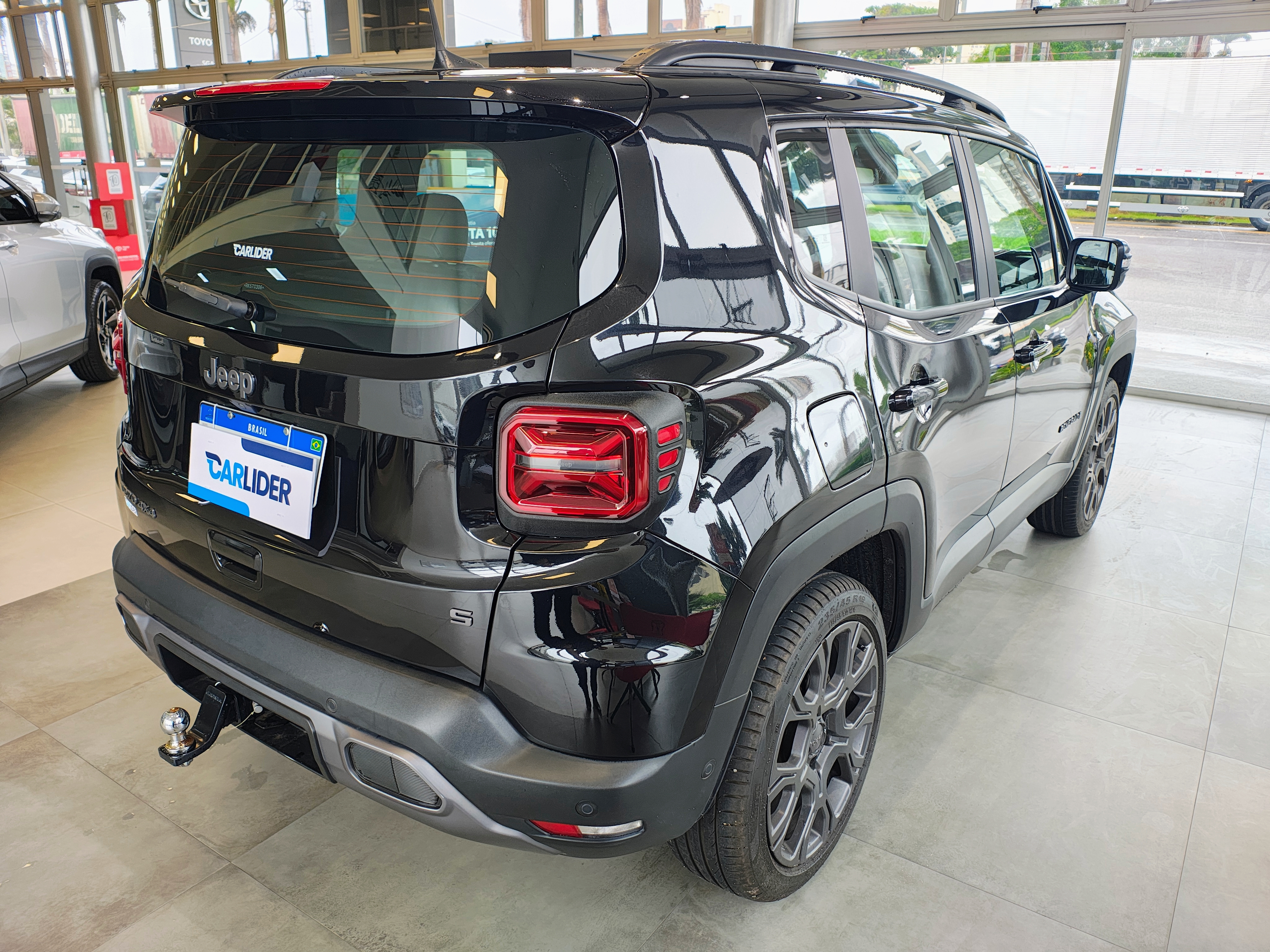 RENEGADE 1.3 T270 TURBO FLEX S 4X4 AT93