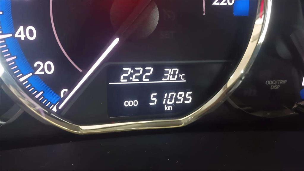 YARIS 1.5 16V FLEX SEDAN XL MANUAL6