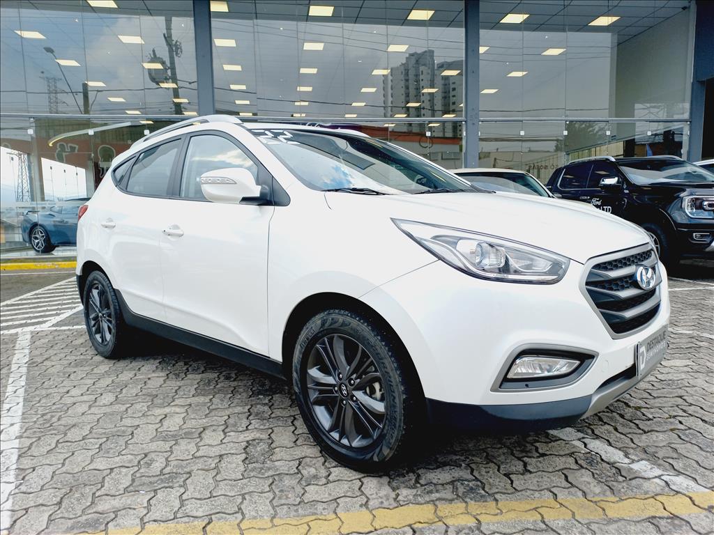 Foto ilustrativa do carro