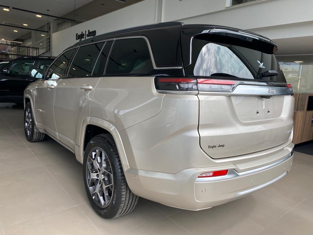 COMMANDER 1.3 T270 TURBO FLEX OVERLAND AT6 COMMANDER 1.3 T270 TURBO FLEX OVERLAND AT6