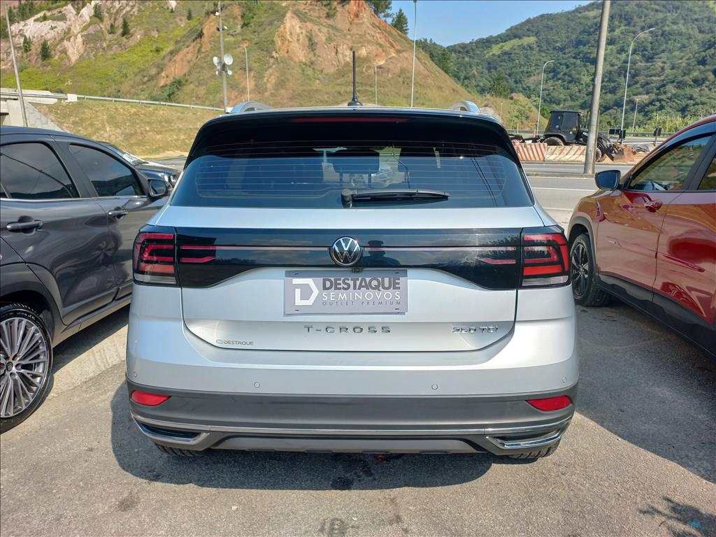 Foto ilustrativa do carro