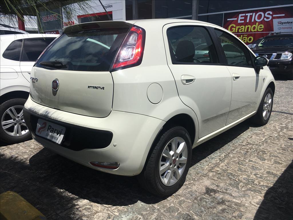 PUNTO 1.4 ATTRACTIVE 8V FLEX 4P MANUAL