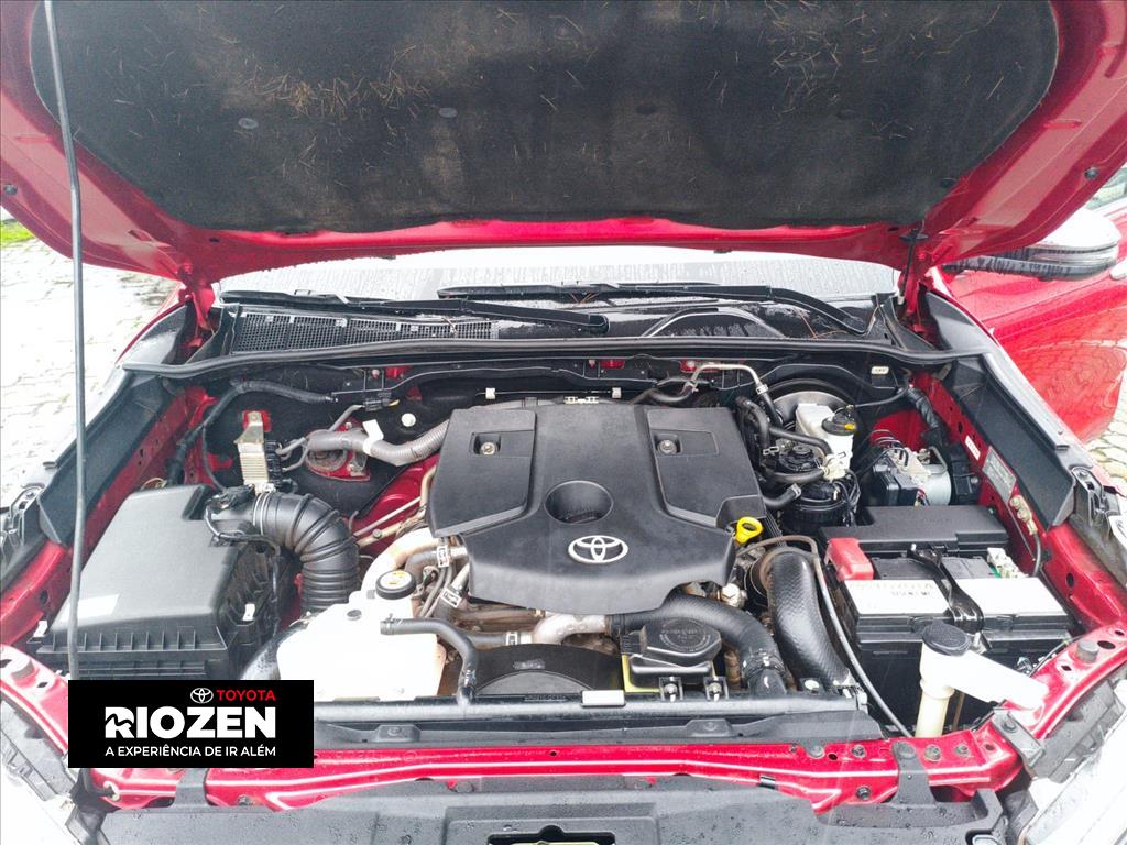 HILUX 2.8 D-4D TURBO DIESEL CD SRX 4X4 AUTOMÁTICO9