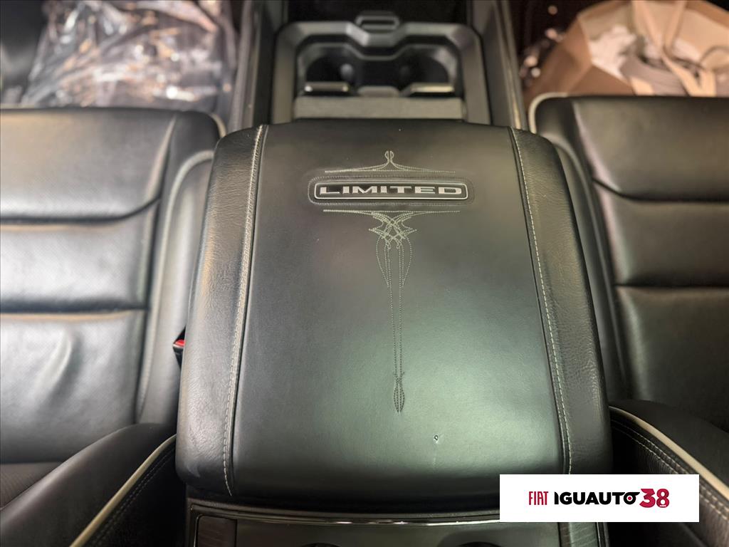 1500 5.7 V8 GASOLINA LIMITED NIGHT EDITION CD 4X4 AUTOMÁTICO19