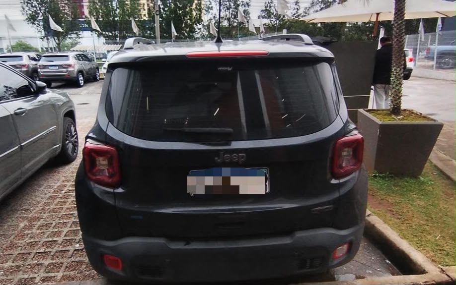 RENEGADE 1.8 16V FLEX LONGITUDE 4P AUTOMÁTICO4