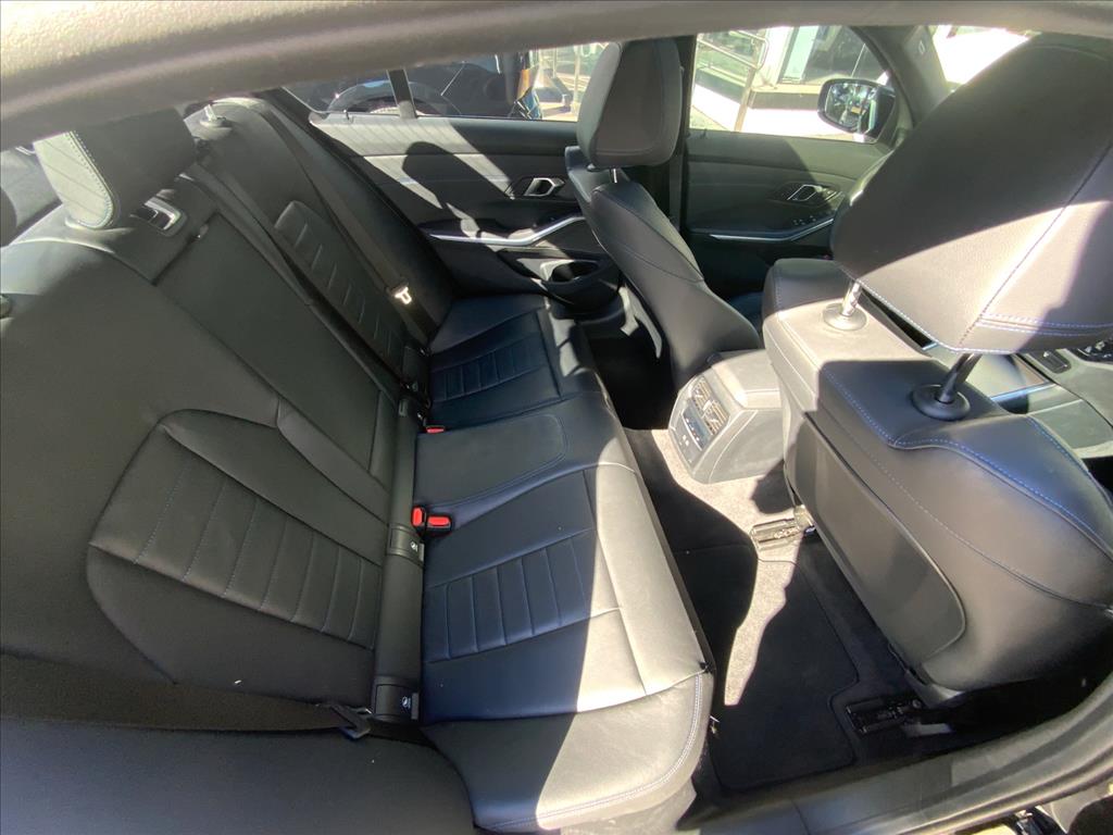 BMW-320i-2.0 16V TURBO FLEX M SPORT AUTOMÁTICO