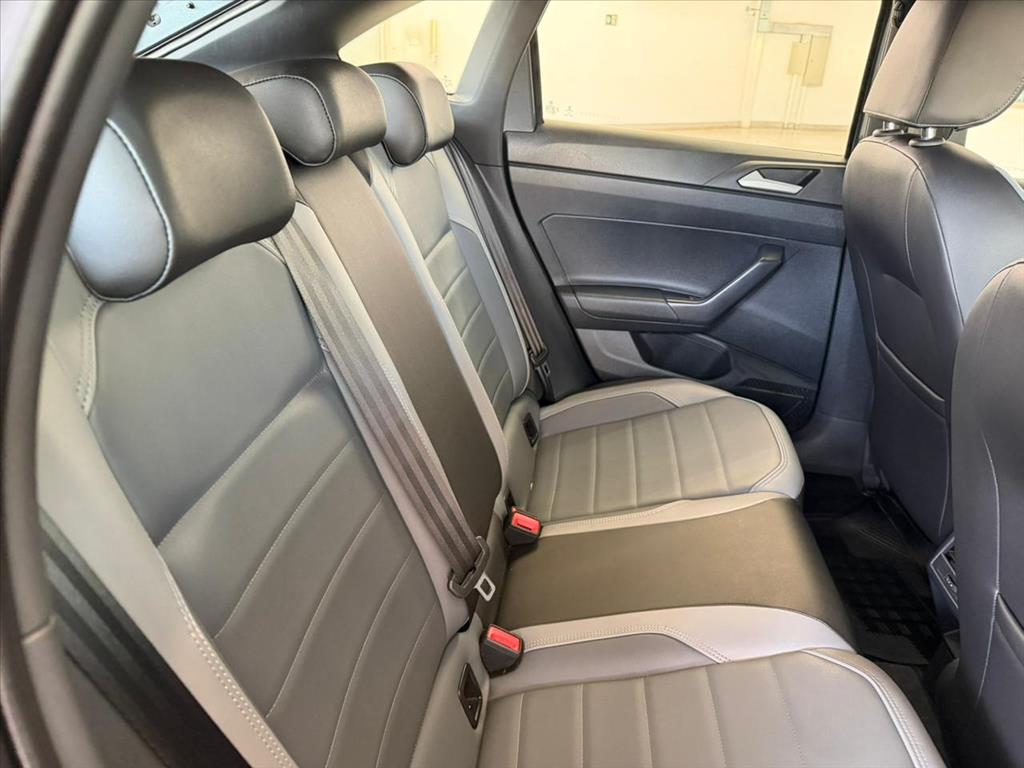 NIVUS 1.0 200 TSI TOTAL FLEX HIGHLINE AUTOMÁTICO8