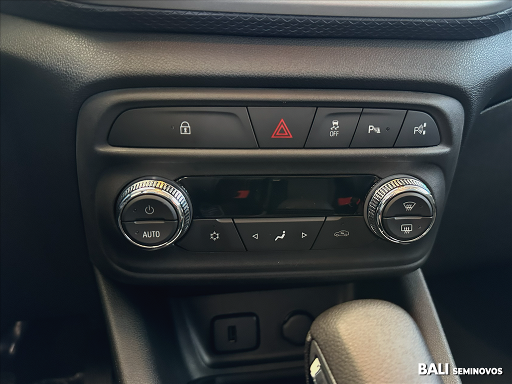 TRACKER 1.2 TURBO FLEX PREMIER AUTOMÁTICO10