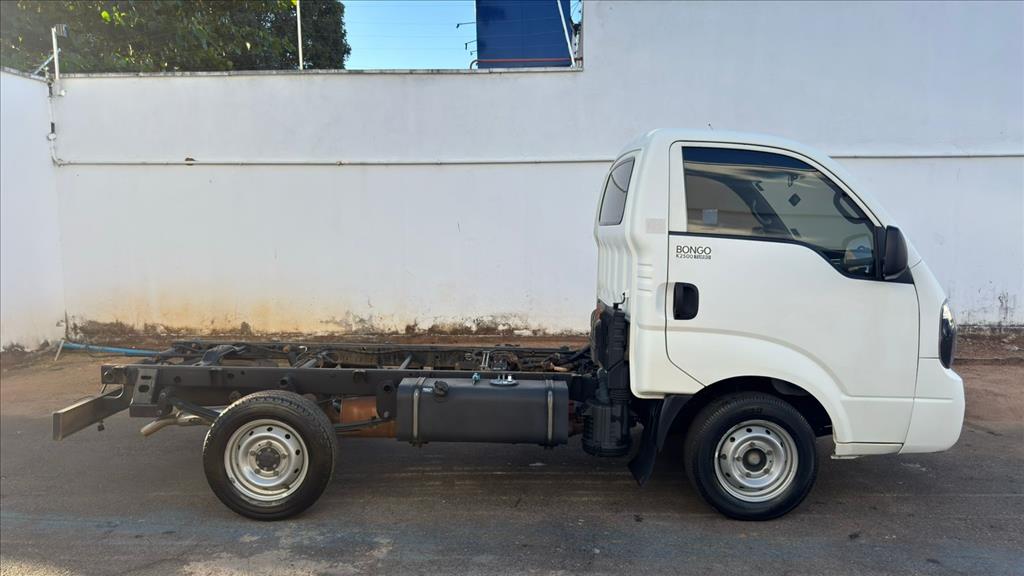 BONGO 2.5 TD DIESEL STD CS MANUAL3