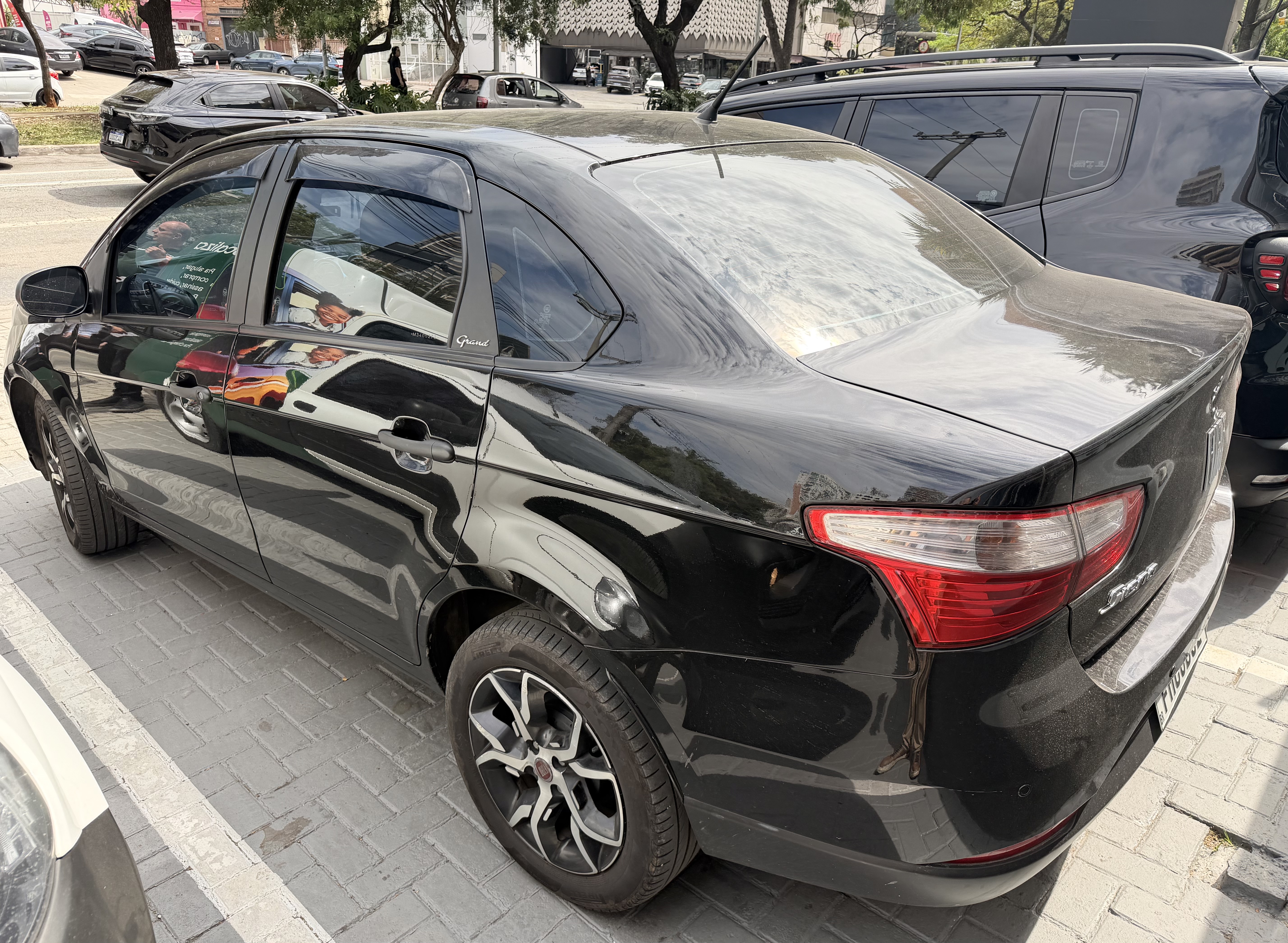 GRAND SIENA 1.4 MPI 8V FLEX 4P MANUAL1