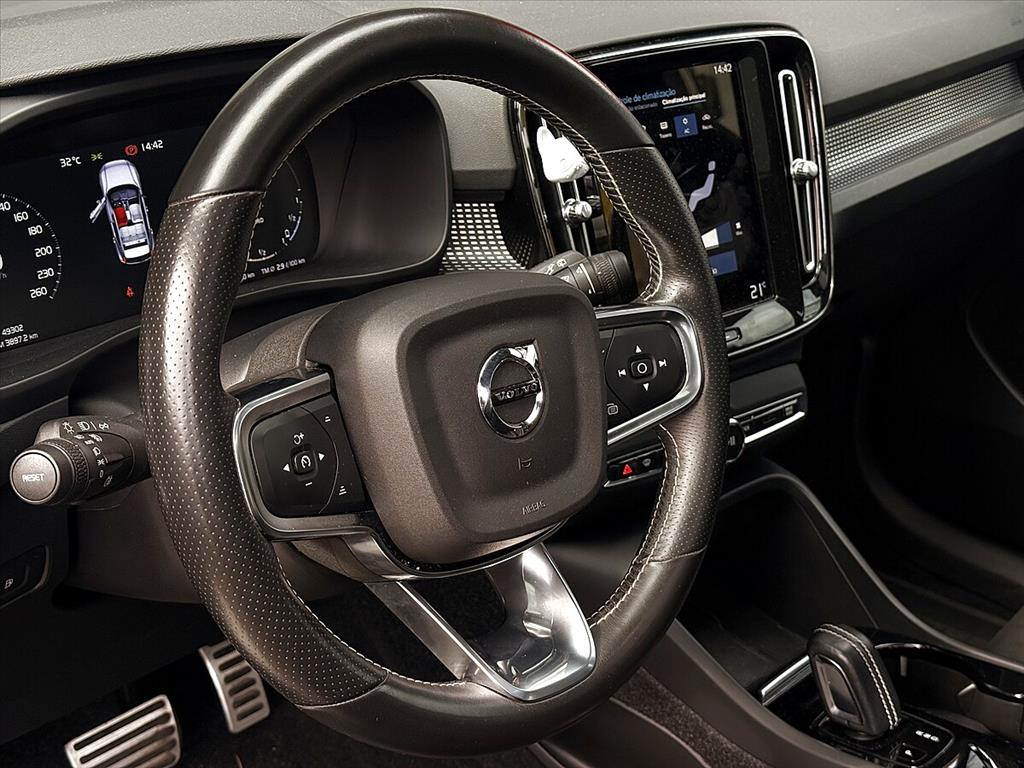 Volvo Xc40 - 1.5 T5 RECHARGE R-DESIGN GEARTRONIC