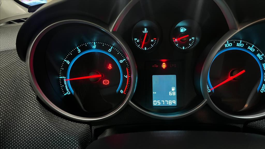 CRUZE 1.8 LT 16V FLEX 4P MANUAL7
