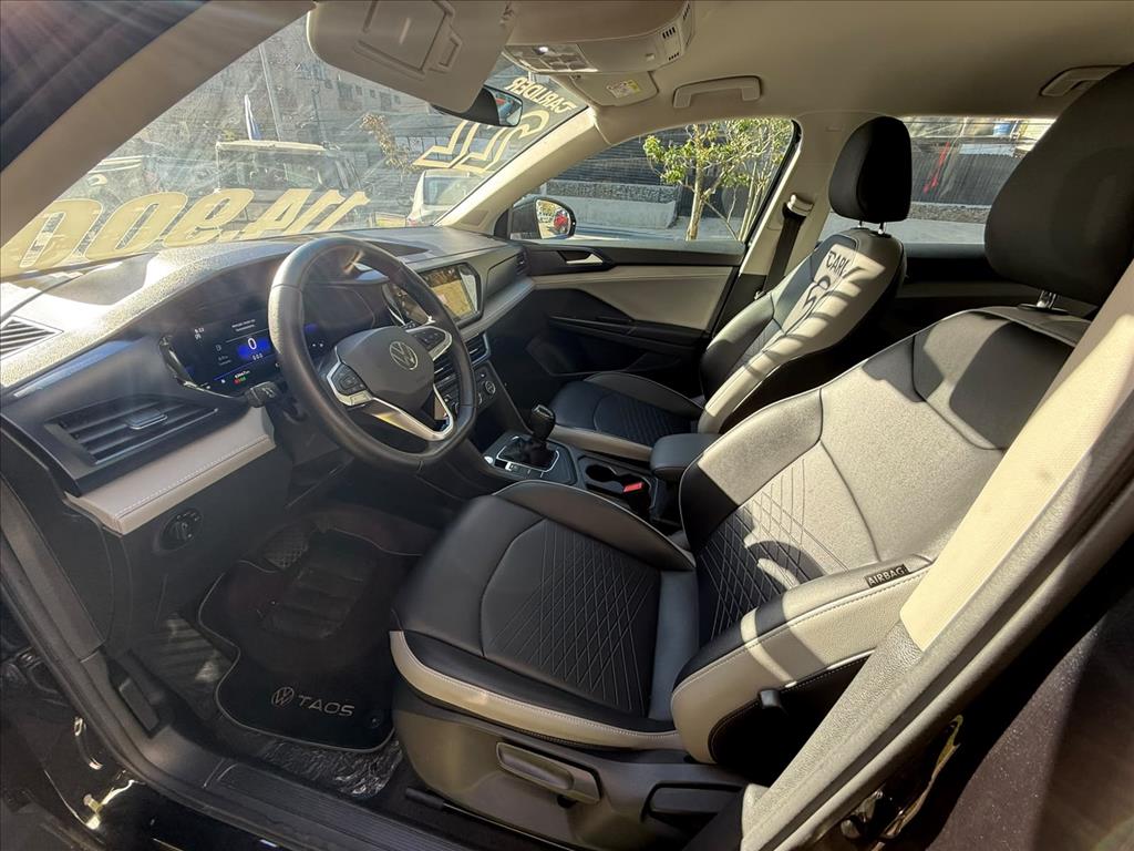 TAOS 1.4 250 TSI TOTAL FLEX COMFORTLINE AUTOMÁTICO13