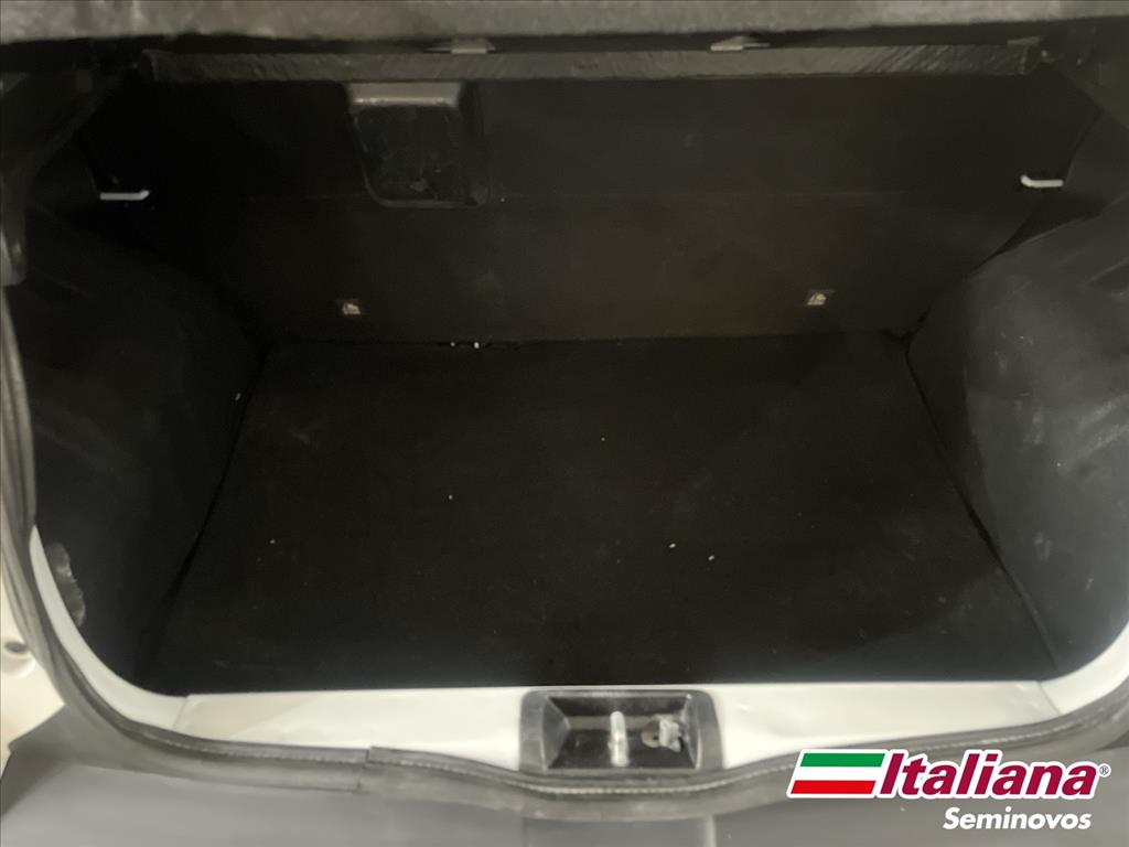 KWID 1.0 12V SCE FLEX ZEN MANUAL15