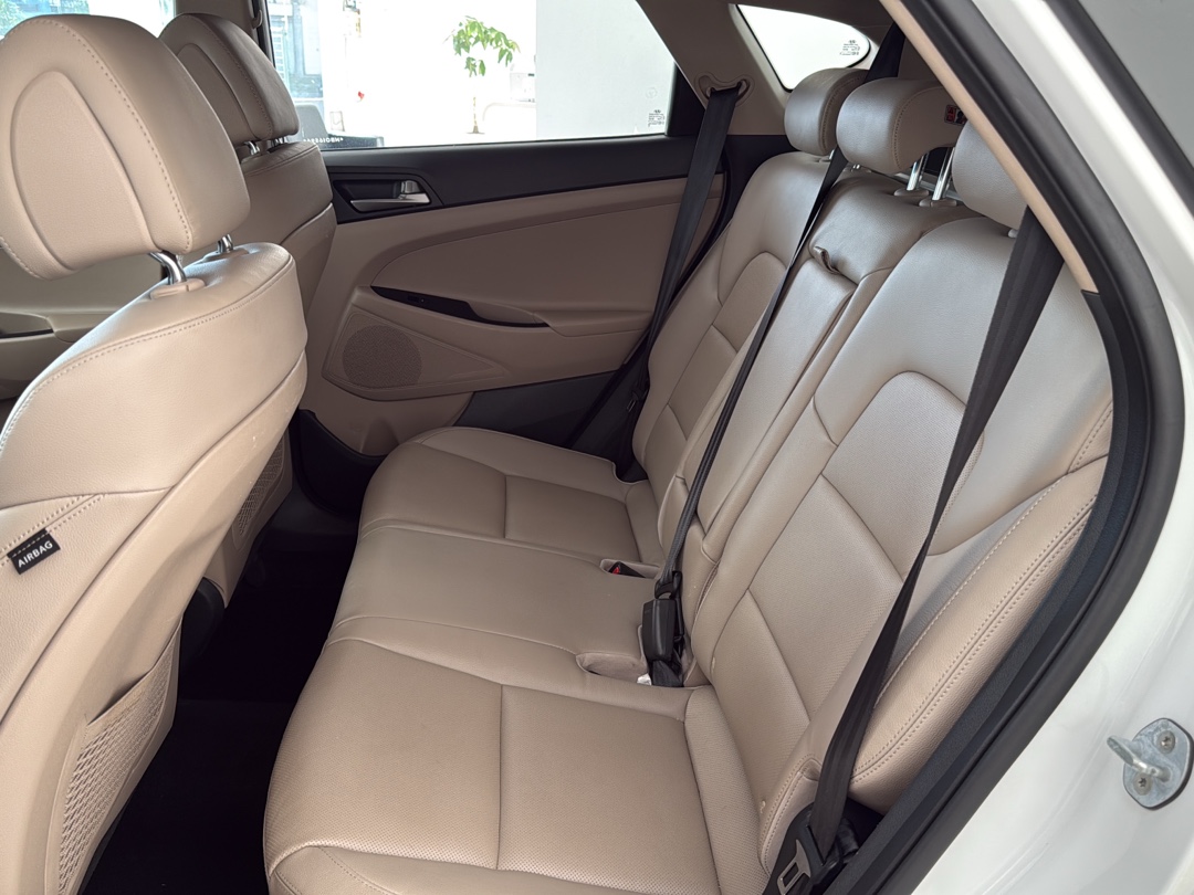 TUCSON 1.6 16V T-GDI GASOLINA GLS ECOSHIFT10