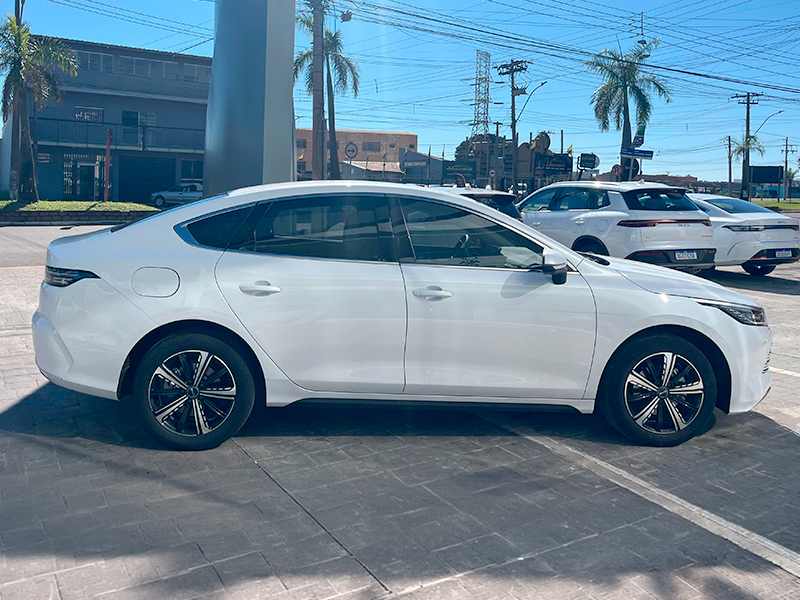 KING 1.5 DM-I PHEV GS AUTOMÁTICO2