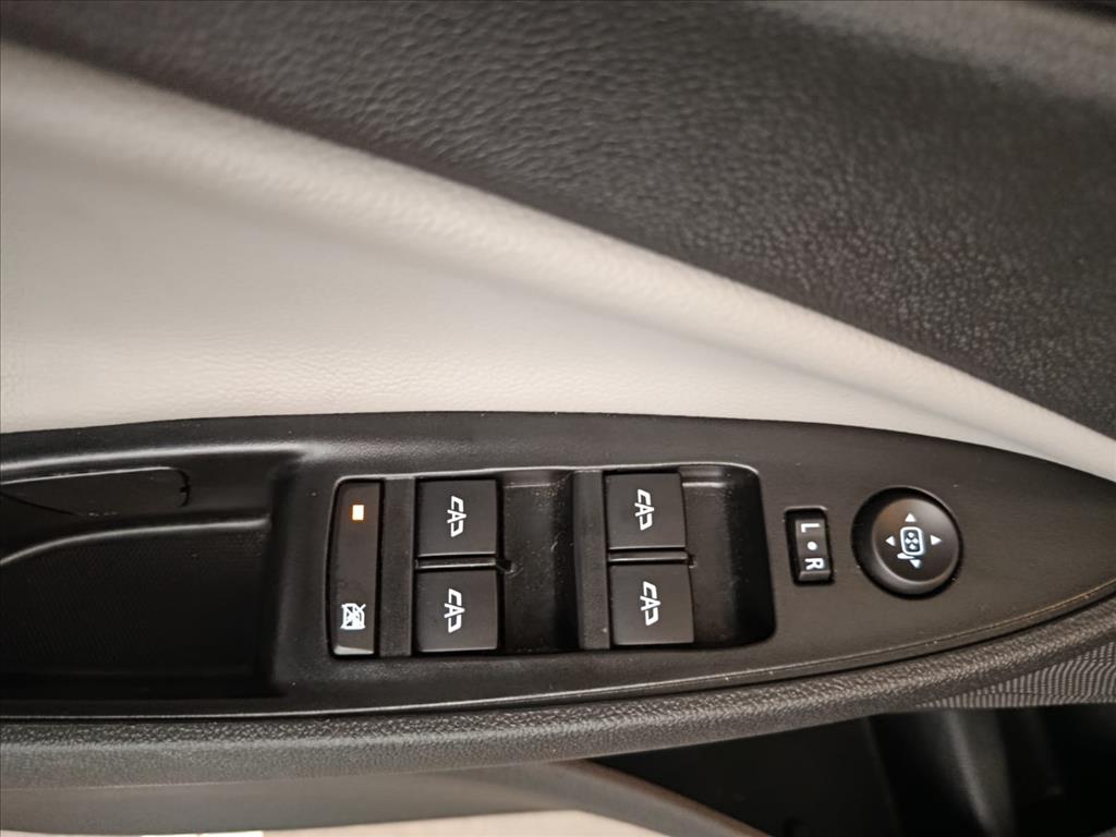 ONIX PLUS 1.0 TURBO FLEX PREMIER AUTOMÁTICO10