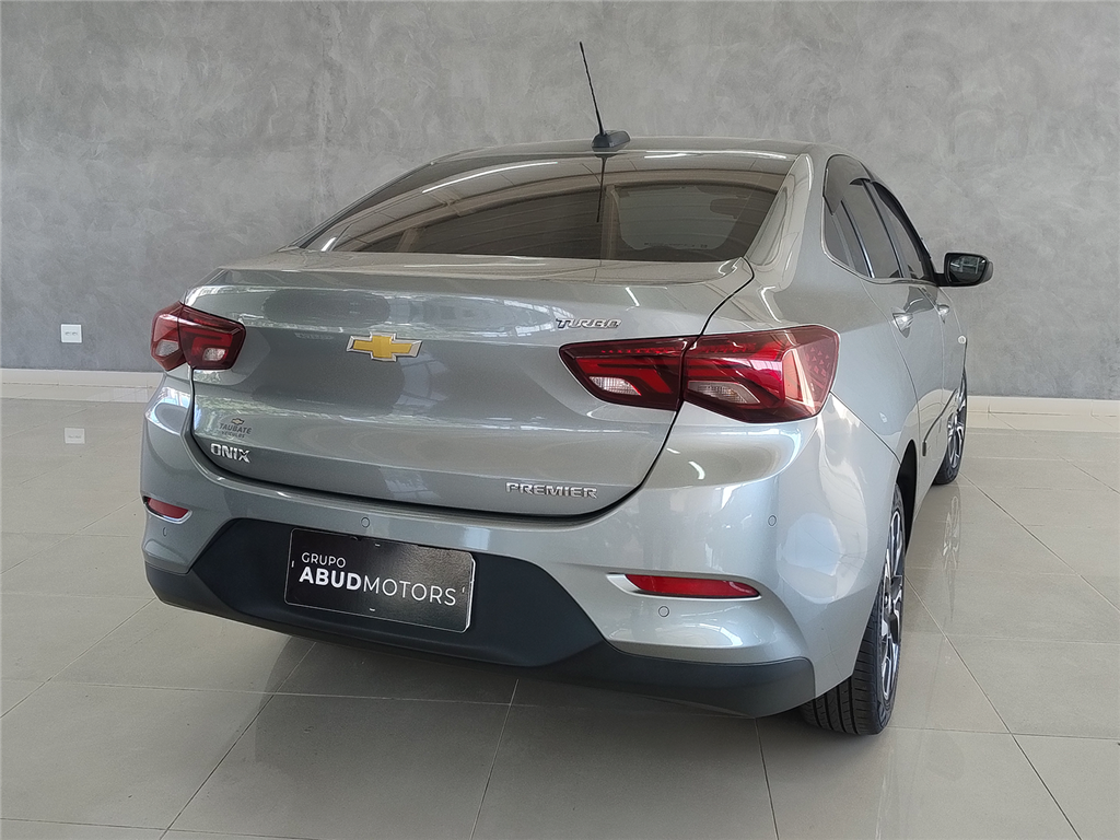 ONIX PLUS 1.0 TURBO FLEX PREMIER AUTOMÁTICO2