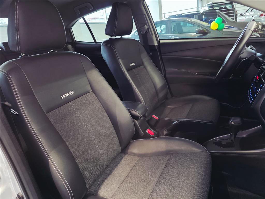 YARIS 1.5 16V FLEX SEDAN XS MULTIDRIVE9