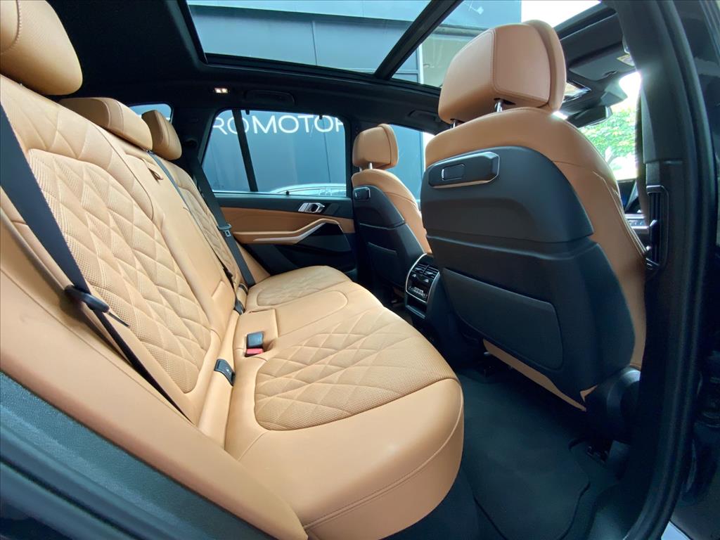 BMW-X5-3.0 I6 TURBO HÍBRIDO XDRIVE50E M SPORT AUTOMÁTICO