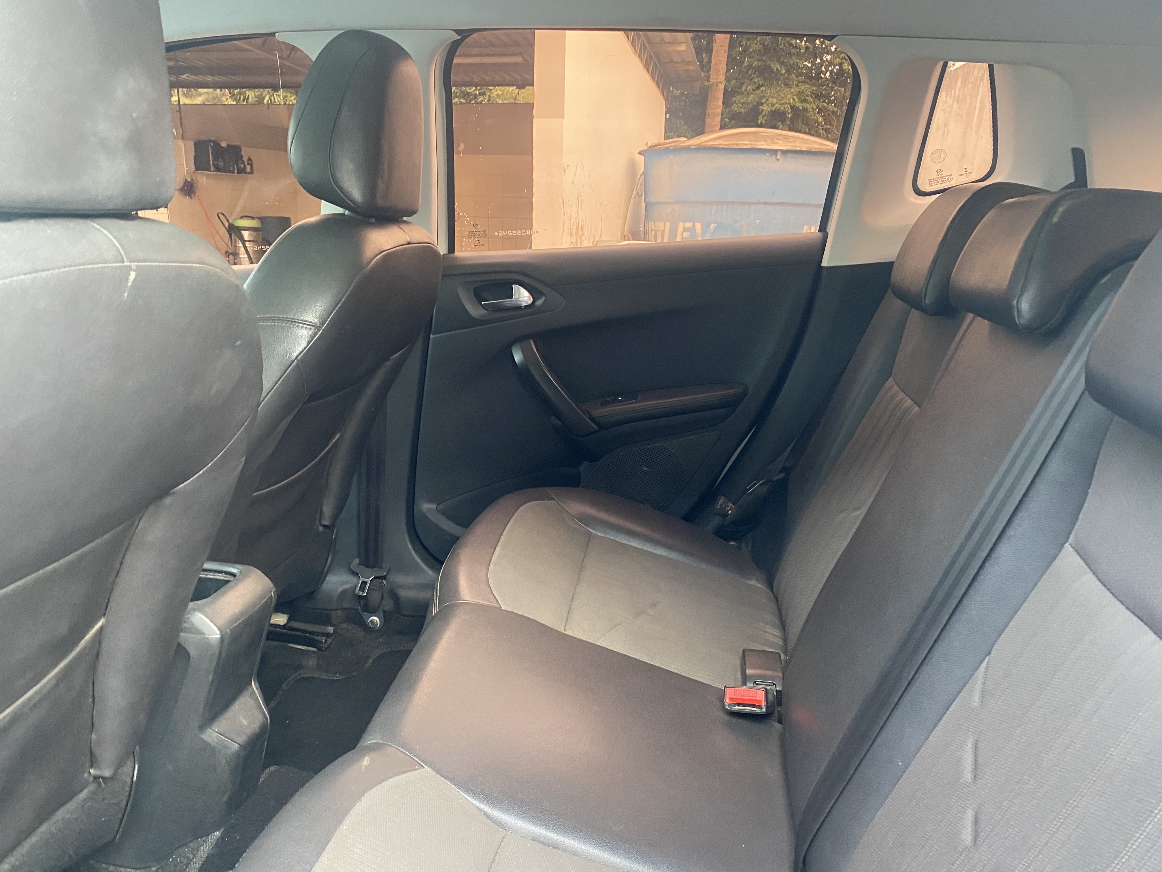 208 1.6 GRIFFE 16V FLEX 4P AUTOMÁTICO12