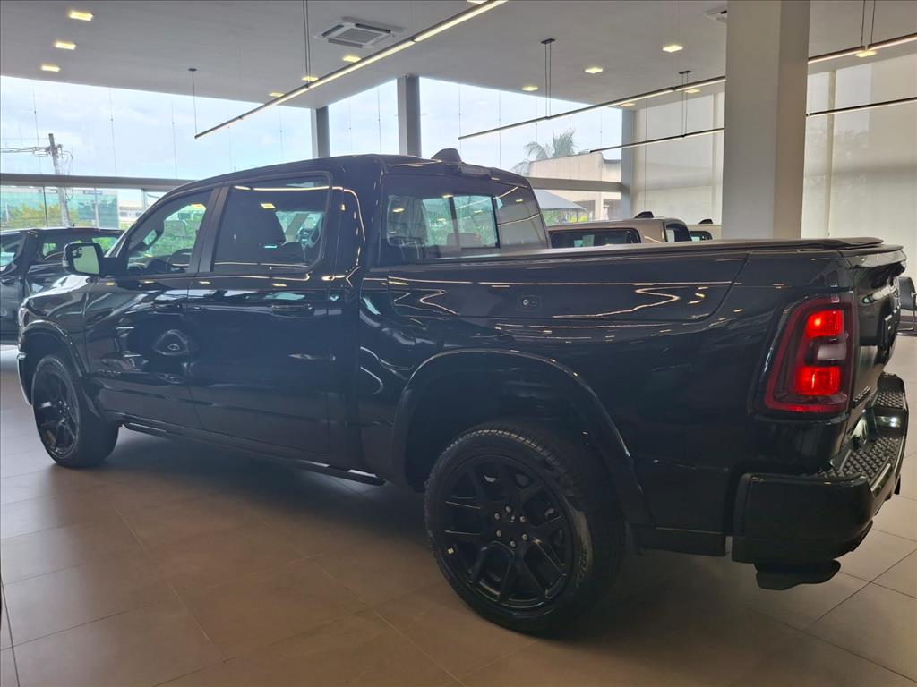1500 3.0 HURRICANE 6 BITURBO GASOLINA LARAMIE NIGHT EDITION CD 4X4 AUTOMÁTICO4