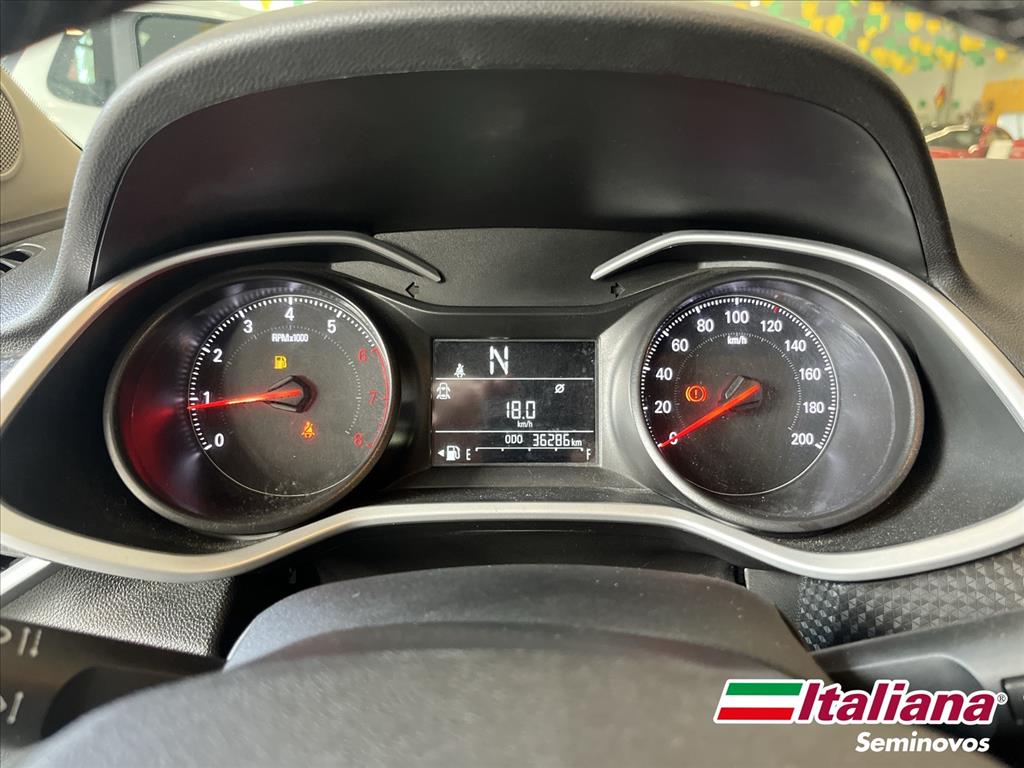 ONIX PLUS 1.0 TURBO FLEX LT AUTOMÁTICO10
