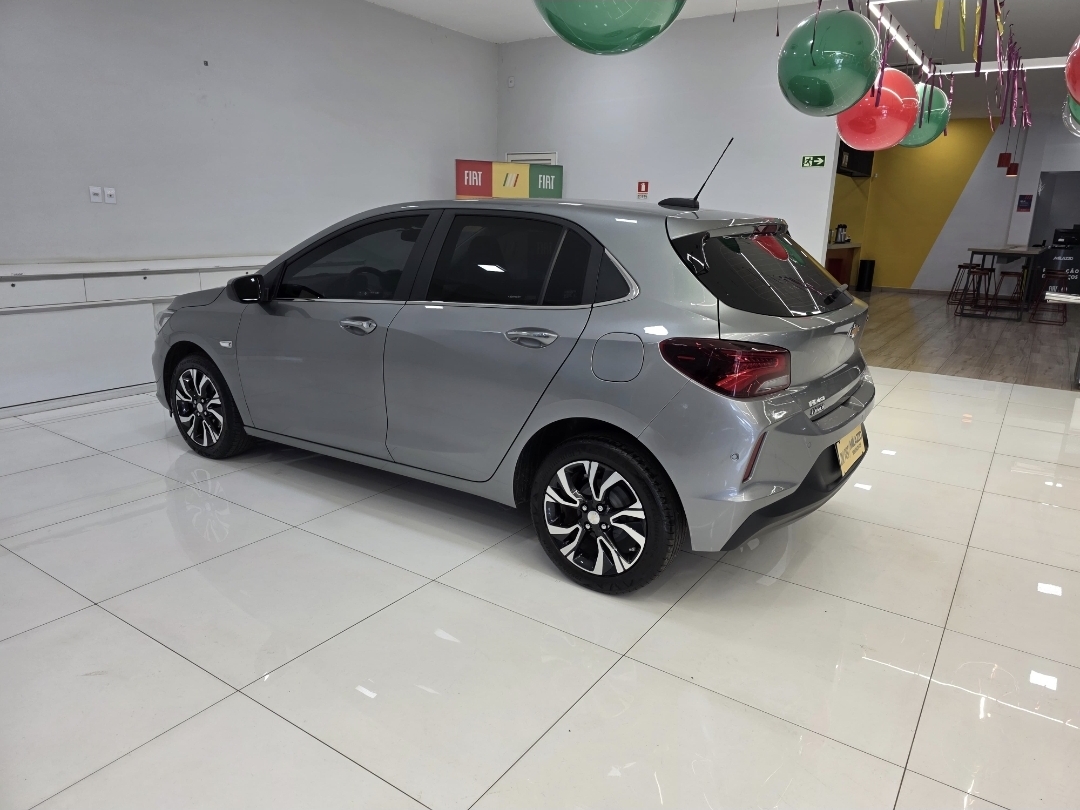 ONIX 1.0 TURBO FLEX PREMIER AUTOMÁTICO3