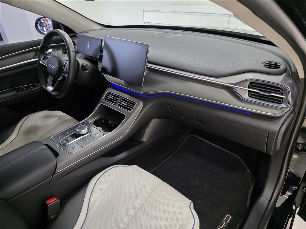 KING 1.5 DM-I PHEV GS AUTOMÁTICO8