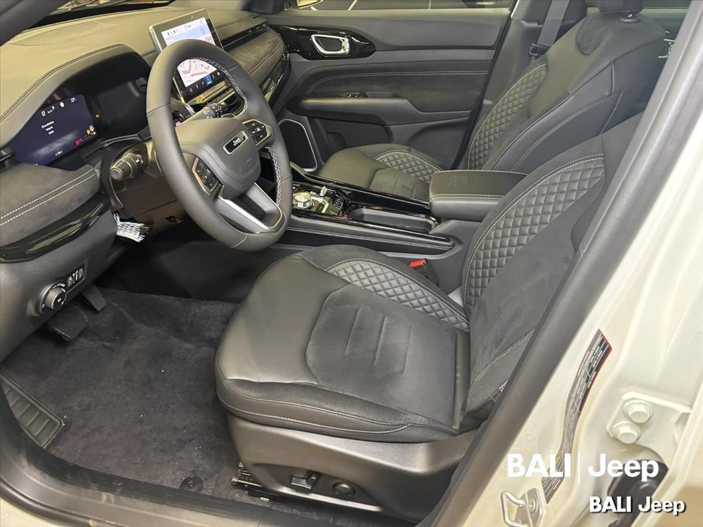 COMMANDER 1.3 T270 TURBO FLEX LONGITUDE AT614