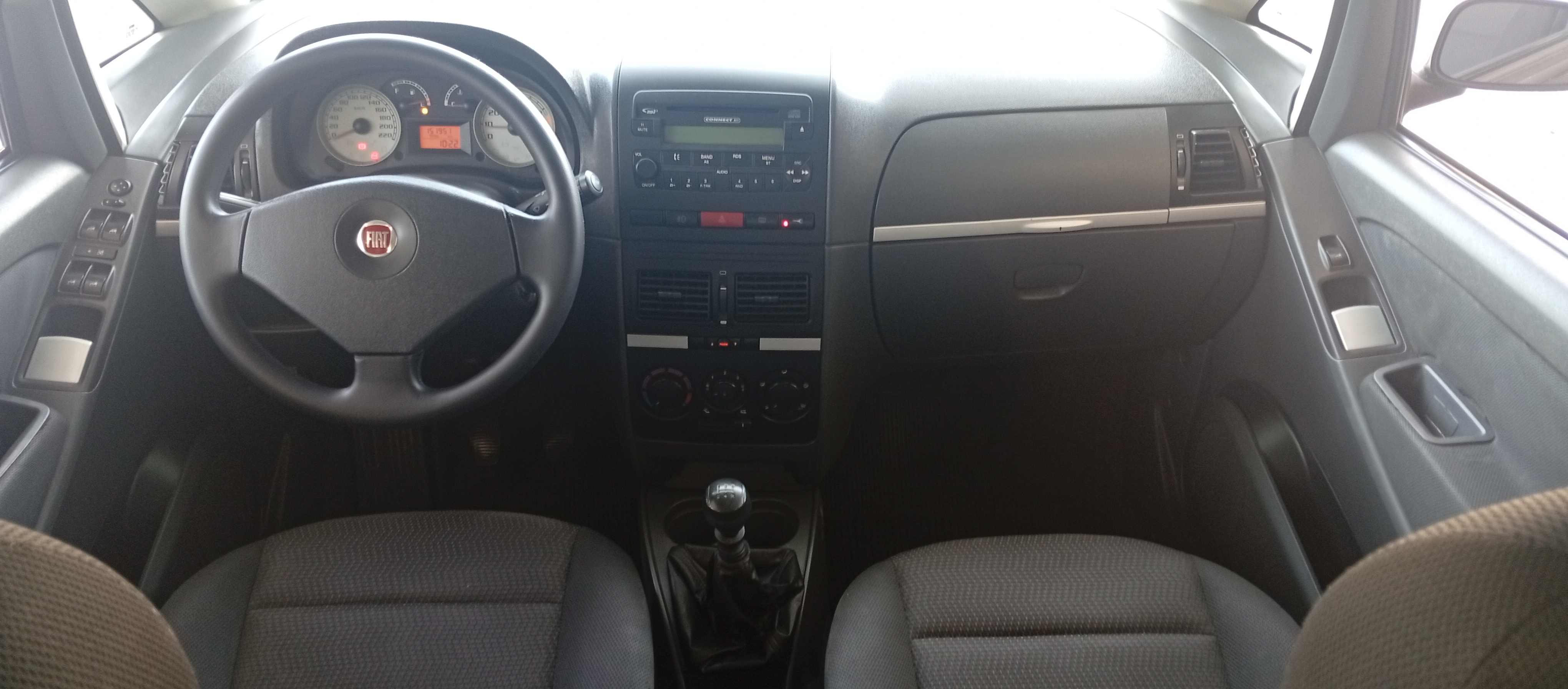 IDEA 1.4 MPI ELX 8V FLEX 4P MANUAL6