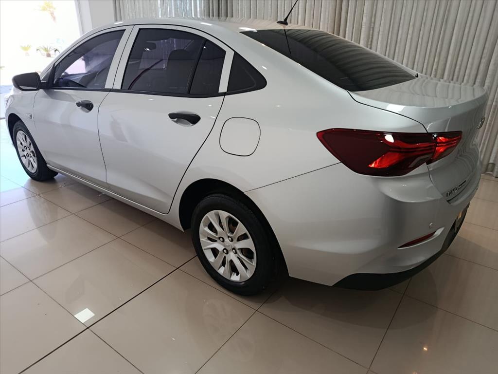 ONIX PLUS 1.0 TURBO FLEX AUTOMÁTICO5