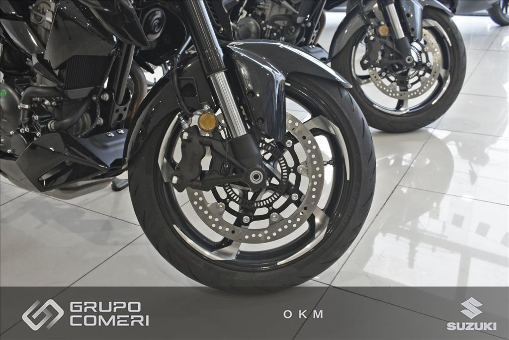 R 3506