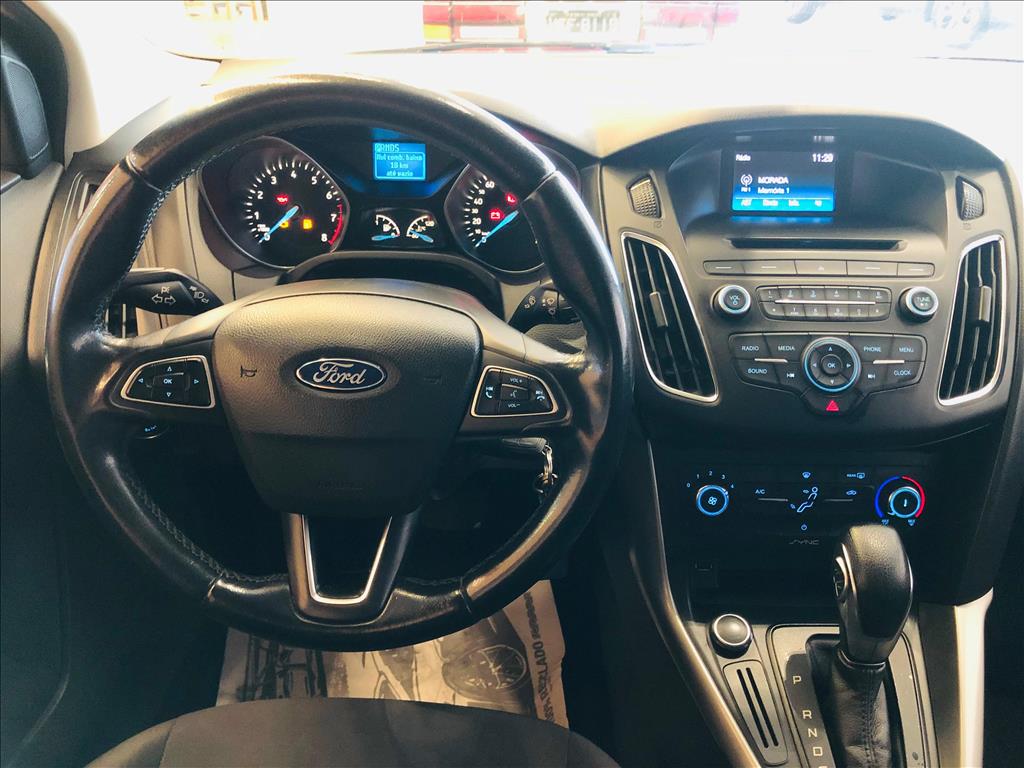 FOCUS 2.0 SE FASTBACK 16V FLEX 4P POWERSHIFT11
