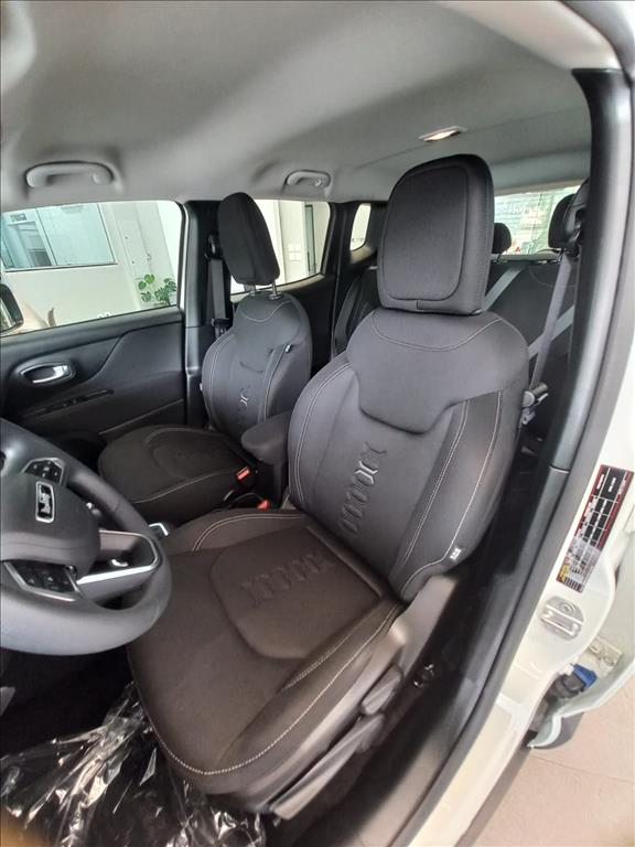 RENEGADE 1.3 T270 TURBO FLEX ALTITUDE AT611