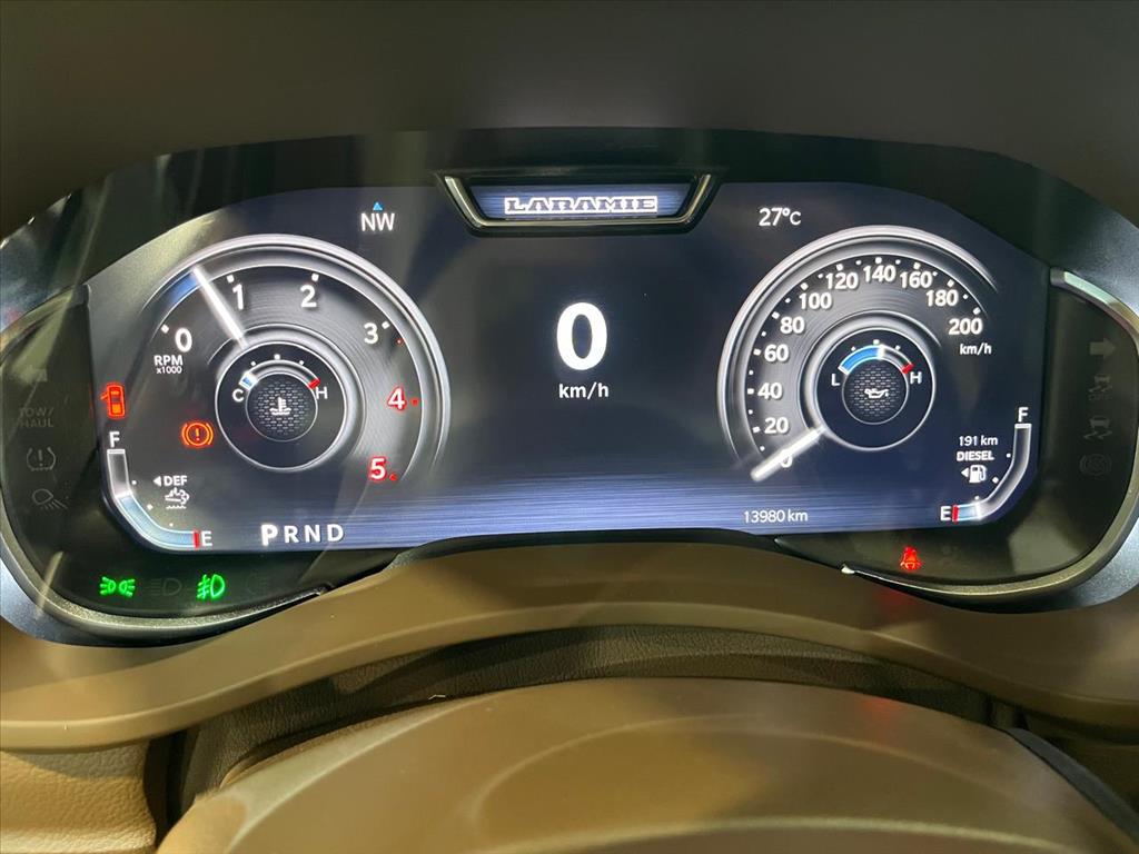 2500 6.7 I6 TURBO DIESEL LARAMIE CD 4X4 AUTOMÁTICO10