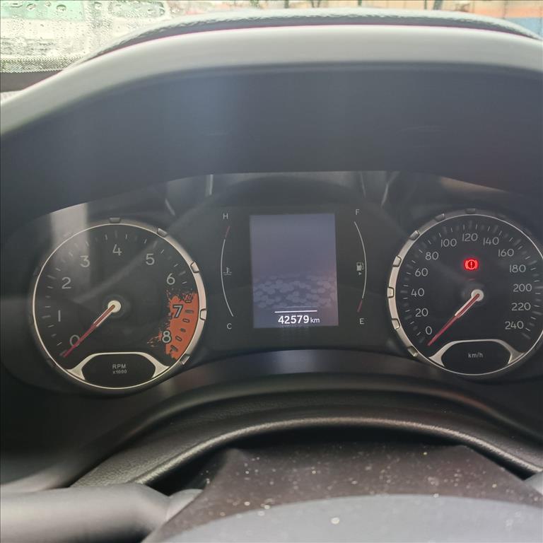 RENEGADE 1.8 16V FLEX LONGITUDE 4P AUTOMÁTICO9
