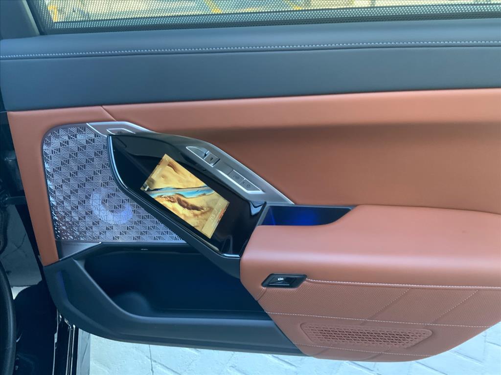 BMW-i7-ELÉTRICO XDRIVE60 M SPORT