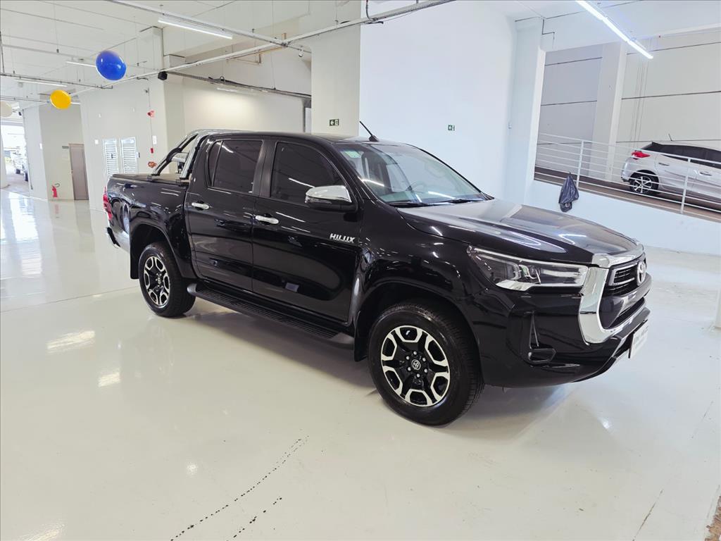 HILUX 2.8 D-4D TURBO DIESEL CD SRV 4X4 AUTOMÁTICO0