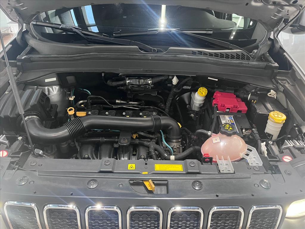 Jeep-RENEGADE-1.8 16V FLEX LONGITUDE 4P AUTOMÁTICO